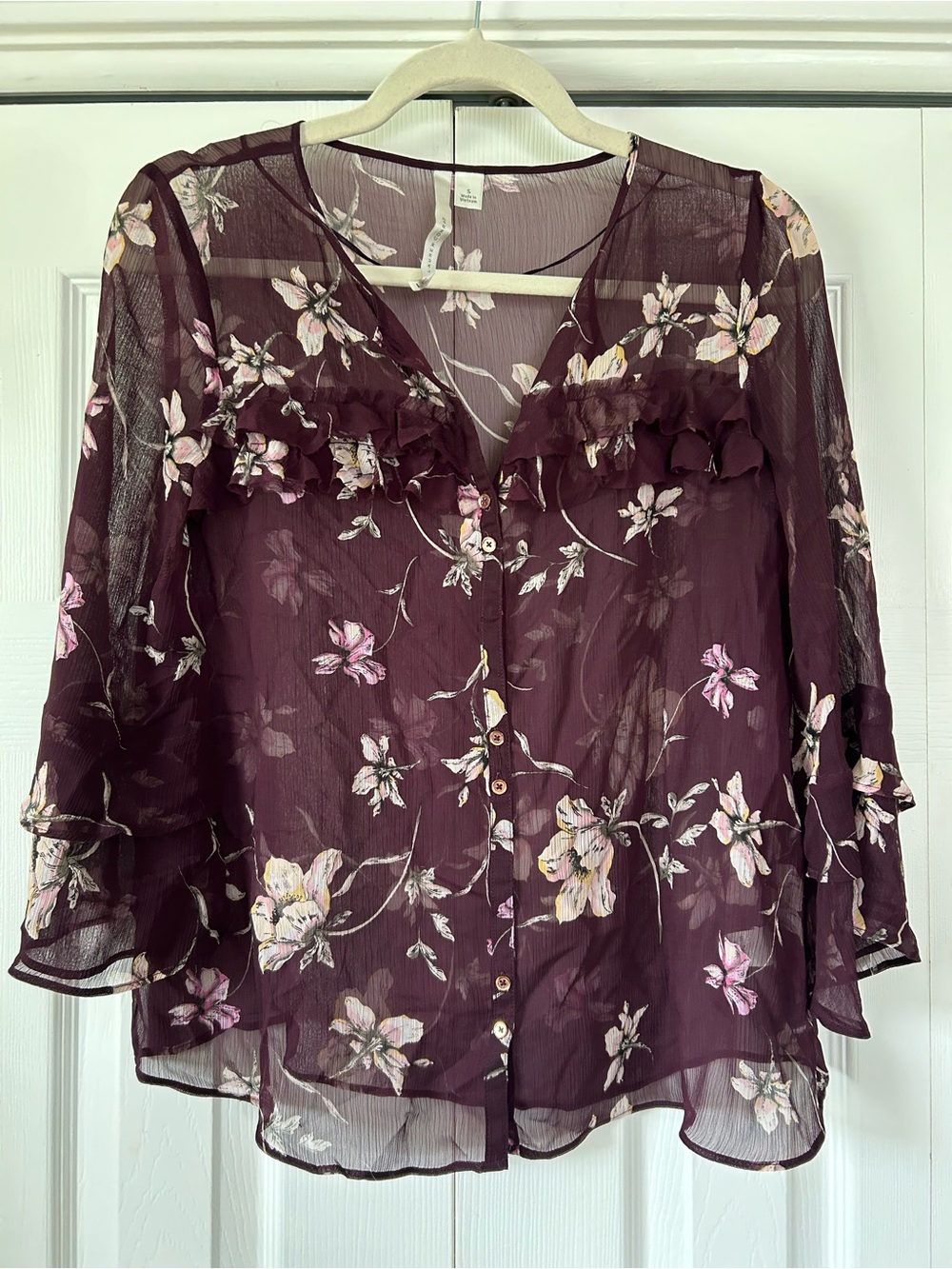 LC Lauren Conrad Purple Floral Sheer Ruffle Button Front Blouse Size S